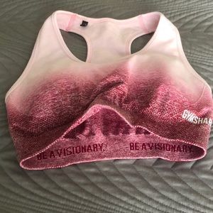 Gymshark Tops - GYMSHARK ombré sports bra Gymshark Tops - GYMSHARK ombré sports bra